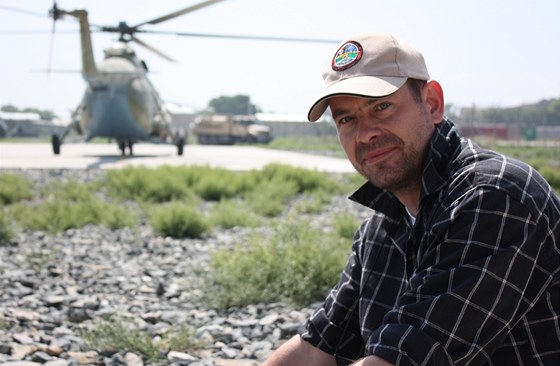 Marek Vítek jako reportér v Afghánistánu.