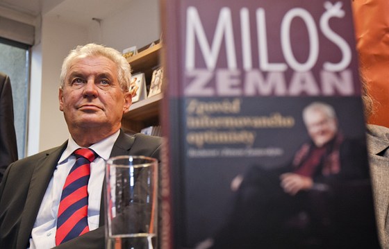 Na kampa jsem nedostal ani rubl od Lukoilu, nejsem ruský agent, prohlásil Milo Zeman.