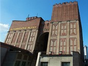 Automatické mlýny, jedna z prvních realizací slavného architekta Josefa Gočára. Automatické mlýny, jedna z prvních realizací slavného architekta Josefa Gočára.