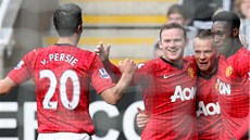 POJ SE TAKY RADOVAT! Wayne Rooney a Danny Welbeck z Manchesteru United