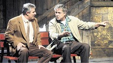 Zdeněk Žák (vpravo) s Karlem Heřmánkem v Divadle bez zábradlí. Zdeněk Žák (vpravo) s Karlem Heřmánkem v Divadle bez zábradlí.