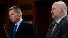 K soudu dorazili jen dva obžalovaní v kauze Trend a Mercia. Miroslav Hálek K soudu dorazili jen dva obžalovaní v kauze Trend a Mercia. Miroslav Hálek