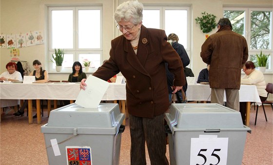Nezávislí dostali v krajských volbách Olomouckého kraje pes osm procent hlas, protoe byli ale rozdlení do dvou uskupení, nezískali v krajském zastupitelstvu ani jedno keslo. (Ilustraní snímek)