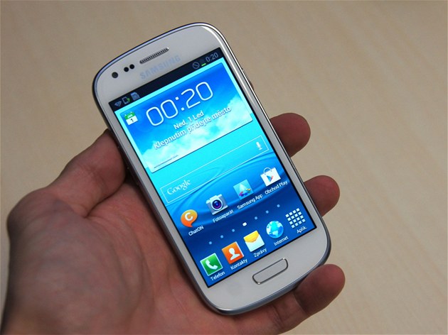 Samsung Galaxy S III mini