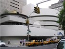 Guggenheimovo muzeum Stojí na rohu Páté Avenue a 89. ulice mezi Central Parkem...