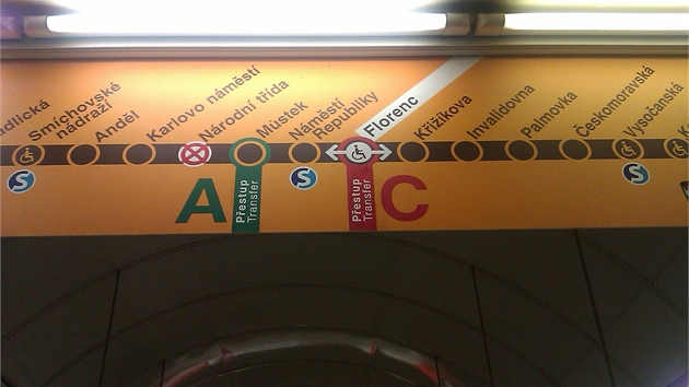 Upravené ukazatele mete vidt ve stanici Florenc.