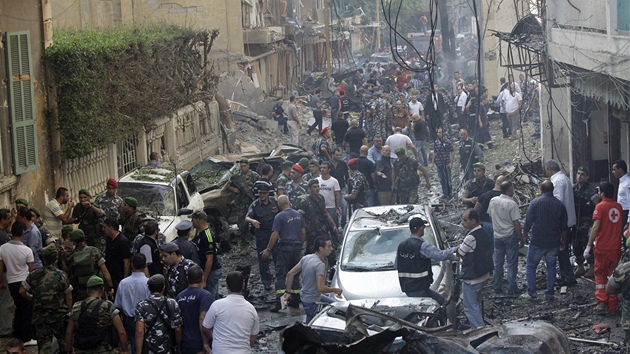 Nsledky pumovho toku v kesansk tvrti Arafja v Bejrtu (19. jna 2012)