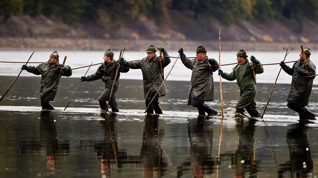 Rybái od pátku do nedle lovili Romberk - nejvtí eský rybník.