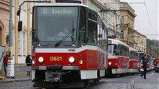 Doprava na Smíchov zkolabovala a tramvaje musely jezdit Radlickou ulicí.