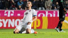 KONEČNĚ. Tomáš Pekhart ukončil reprezentační čekání na gól. Proti Maltě poslal KONEČNĚ. Tomáš Pekhart ukončil reprezentační čekání na gól. Proti Maltě poslal
