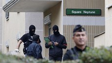 Francouzská policie zadrela dvanáct podezelých z terorismu. V aut skladovali chemikálie k výrob výbunin. Ilustraní foto