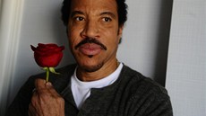 Lionel Richie vystoupí v sobotu 20. íjna v Praze.