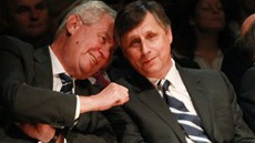 Bývalí premiéři Miloš Zeman a Jan Fischer při galavečeru Dny pro Izrael, při Bývalí premiéři Miloš Zeman a Jan Fischer při galavečeru Dny pro Izrael, při