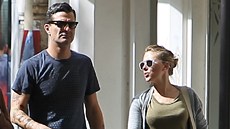 Scarlett Johanssonová s Natem Naylorem Scarlett Johanssonová s Natem Naylorem