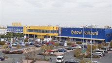Obchodní dům Ikea na pražském Zličíně. Obchodní dům Ikea na pražském Zličíně.