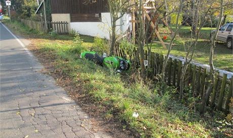 Tragická nehoda motocyklisty u Horního Kostelce.