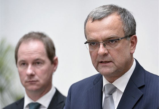 Ministr financí Miroslav Kalousek a éf poslanc TOP 09 a Starost Petr Gazdík