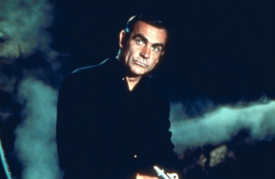 Sean Connery jako James Bond