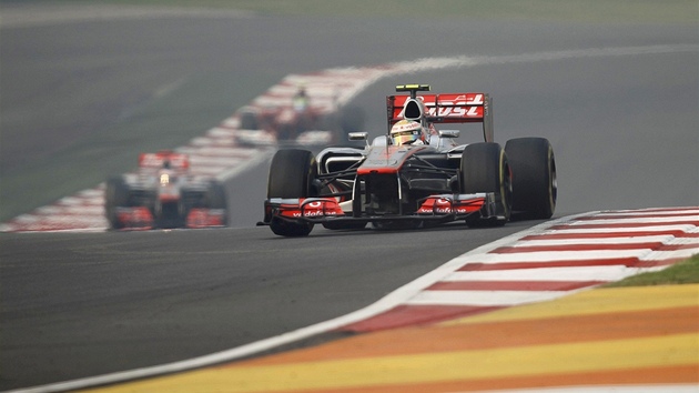 Lewis Hamilton  ze stje McLaren na trati Velk ceny Indie formule 1. 
