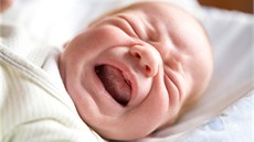 Rodiče by si někdy přáli, aby miminka měla vypínač pláče. Jenže nemají... Rodiče by si někdy přáli, aby miminka měla vypínač pláče. Jenže nemají...