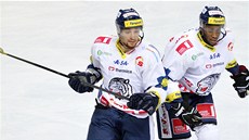 NEJLEPŠÍ KAMARÁDI. Kanadští útočníci Wayne Simmonds (vpravo) a Chris Stewart se NEJLEPŠÍ KAMARÁDI. Kanadští útočníci Wayne Simmonds (vpravo) a Chris Stewart se