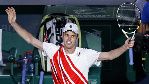 VTZN GESTO. Sam Querrey se raduje na turnaji v Pai.  