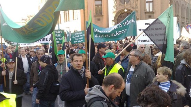 Odbori z task spolenosti Czech Coal pijeli protestovat proti novele,kter ru vyvlastovn pozemk kvli tb. 