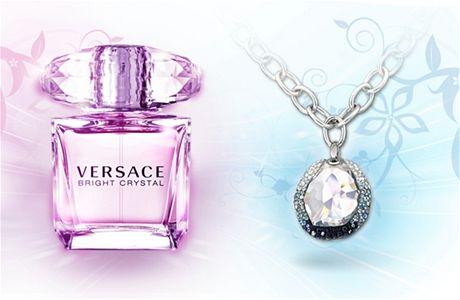 Parfém od Versace a perk od Swarovski