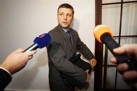 Nový poslanec Roman Pekárek se odvolacímu ízení vyhnout nemusí.