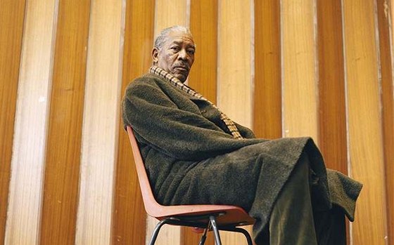 Morgan Freeman ve filmu Utrený ze etzu (2005)