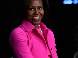 Rovou barvu Michelle Obamová miluje, zvlát pak záivé odstíny.