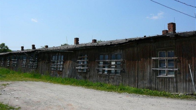 U nkterch budov hrozilo i samovoln zhroucen.