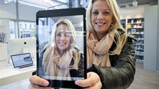 V Česku se začal prodávat iPad mini (2. listopadu 2012, Praha). V Česku se začal prodávat iPad mini (2. listopadu 2012, Praha).