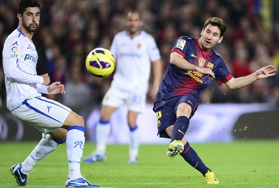 Co by udlalo odtrení Katalánska se panlskou ligou, je zatím otázka. Na snímku hvzda FC Barcelony Lionel Messi (vpravo)