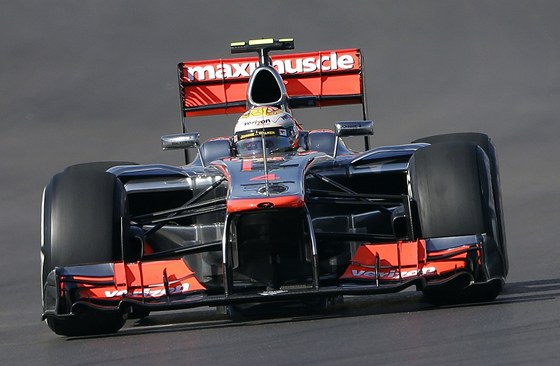 Lewis Hamilton s vozem McLaren