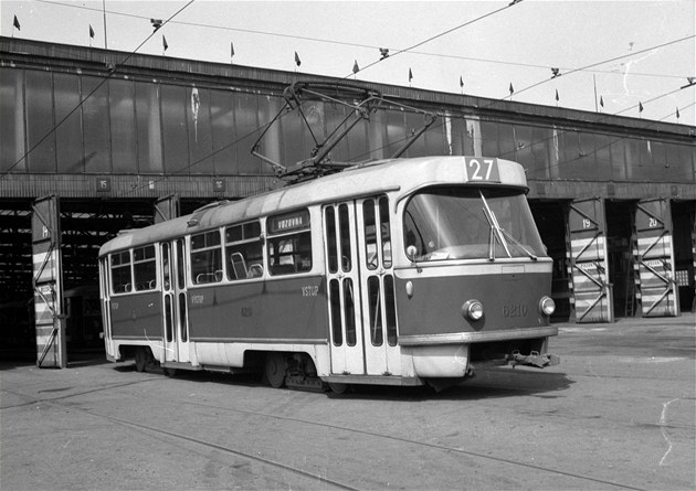 Linka . 27 byla spolen s linkou . 4 první, na které se vozy T3 objevily v