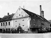 Pvodn pivovar byl v Sedlci zaloen v 16. stolet. Pivo se vailo do roku 1943.