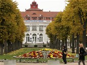 Podle dendrologického průzkumu, který si nechalo vedení karlovarského Podle dendrologického průzkumu, který si nechalo vedení karlovarského