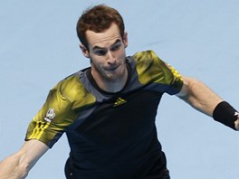 Andy Murray v semifinle Turnaje mistr proti Rogeru Federerovi.