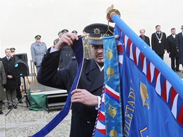 Na nádvoí strakonického hradu se uskutenilo slavnostní poehnání tí bojových...