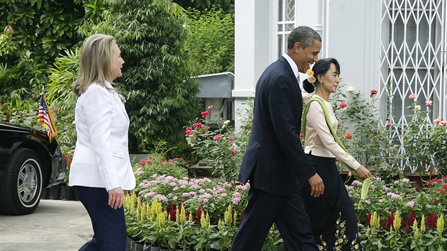 Barack Obama s Hillary Clintonovou navtvili v Barm i nkdej disidentku Su ij (19. listopadu 2012)