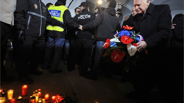 Prezident Václav Klaus vzdal hold událostem, které se odehrály na Národní tíd