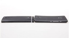 Sony Xperia T: Design nové Xperie se proti minulému modelu dost lií.