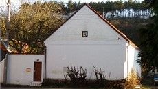 Dům stojí v obci Skochovice, která je součástí Vraného nad Vltavou. Dům stojí v obci Skochovice, která je součástí Vraného nad Vltavou.