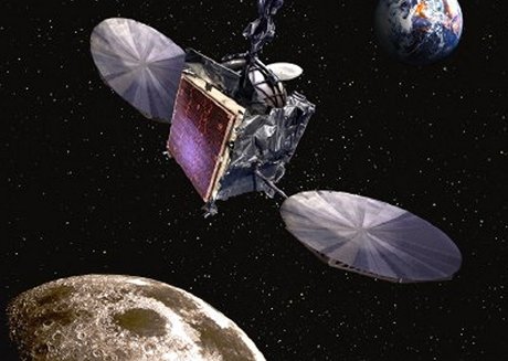 Satelit AsiaSat 3 byl pi záchran pejmenovaný na HGS-1. Za vyuití gravitace...