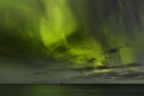 Fotograf Iurie Belegurschi zachytil na islandskm poloostrov Reykjanes polrn
