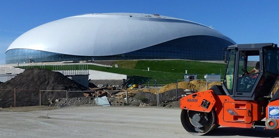 Hala pro lední hokej, v ní se uskutení olympijský turnaj na hrách v Soi 2014.