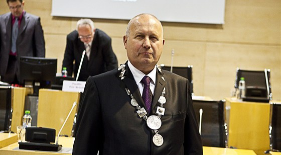 Hejtman Ústeckého kraje Oldich Bubeníek (KSM)