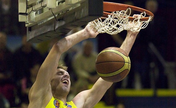 Jakub Krakovi jet v dresu Ústí nad Labem.