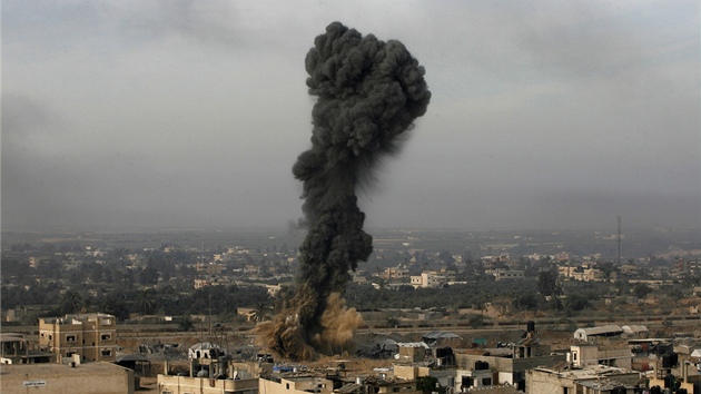 Vbuch izraelsk rakety v Psmu Gazy (21. listopadu 2012)